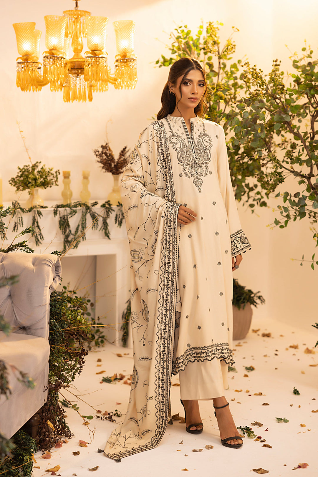 LAKHANY 03 Piece Unstitched Embroidered Cashmi wool LG-SK-0238