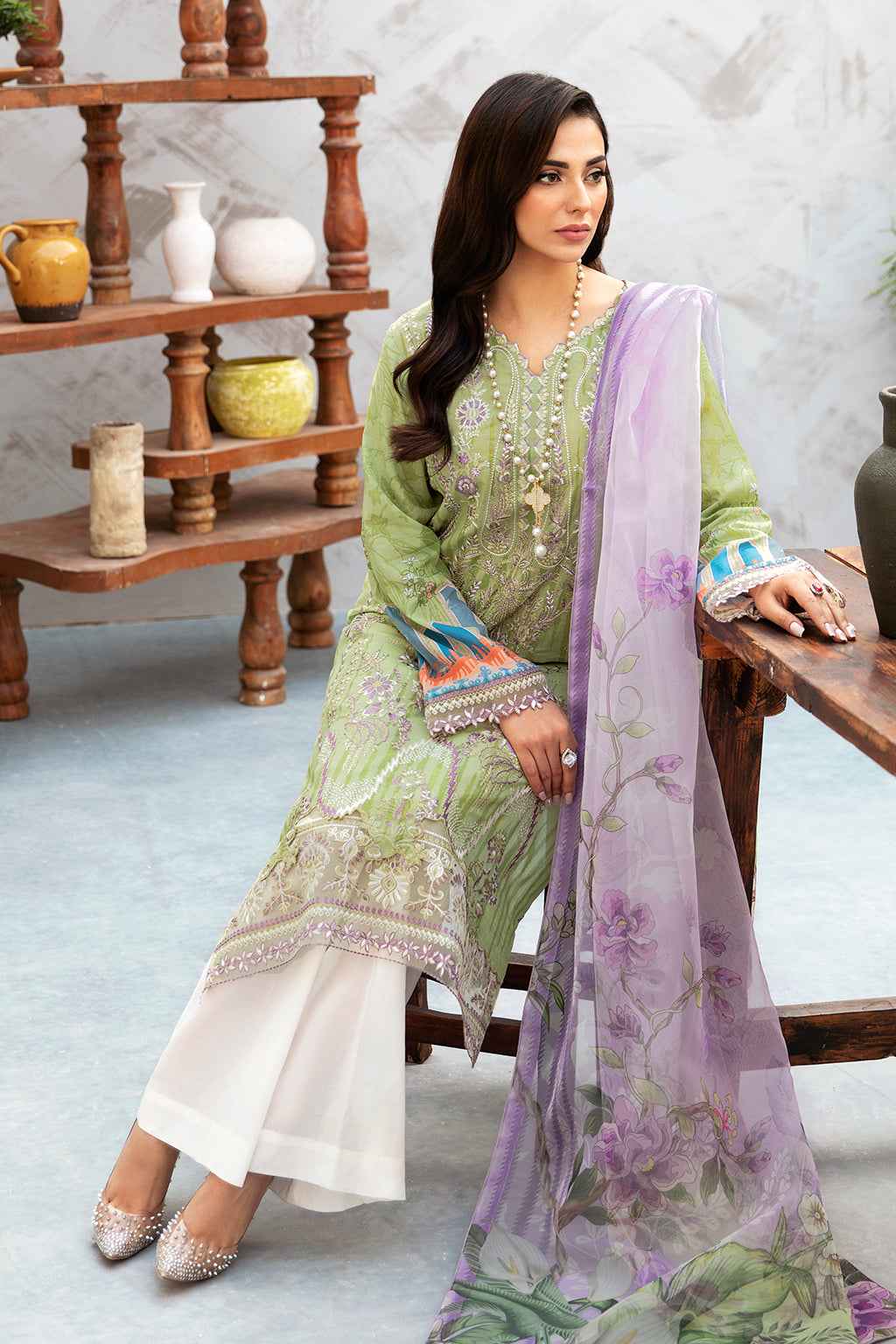 RAMSHA EMBROIDERED LUXURY LAWN L-904