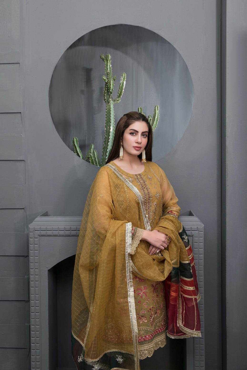 TAWAKKAL FABRICS 3 PIECE STITCHED FANCY HEAVY EMBROIDERED SUIT D-6244-A