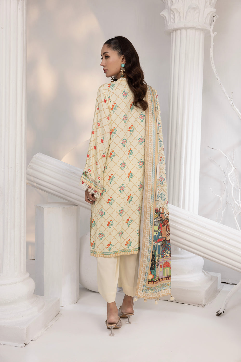 Lakhany 03 Piece Unstitched Printed Cottel Suit - LG-IZ-0240