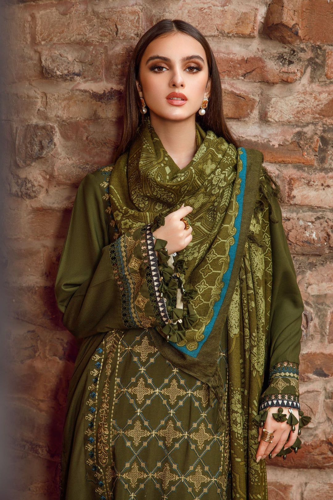 MARIA. B 3 PIECE UNSTITCHED LINEN EMBROIDERED SUIT - MPT-1608-A