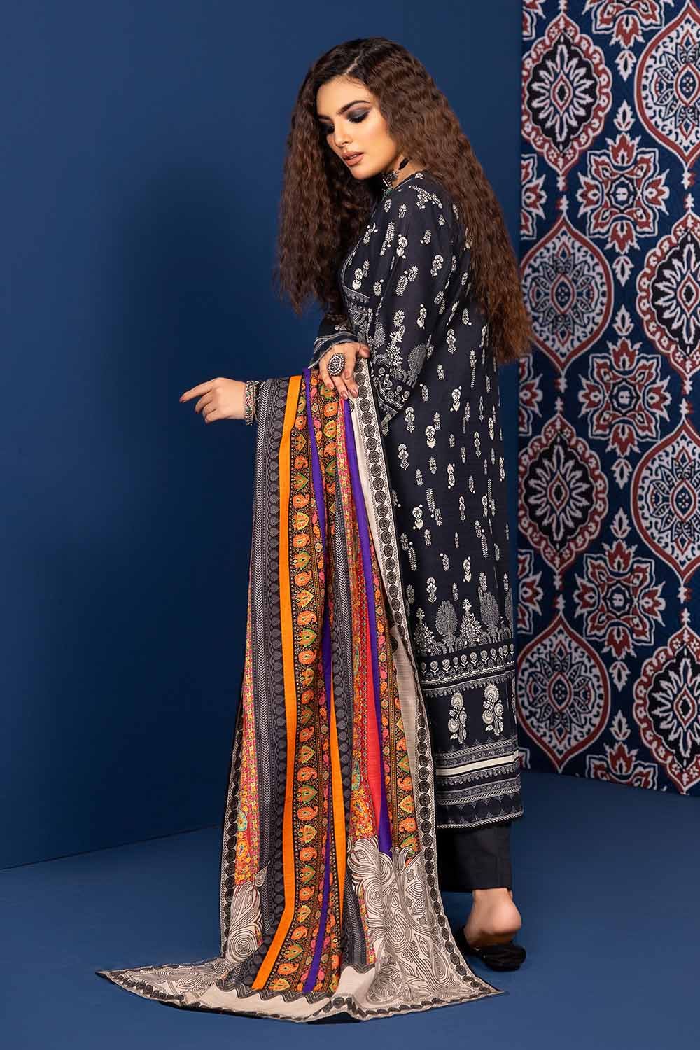 GUL AHMED 3PC Khaddar Printed Unstitched Suit K-32033