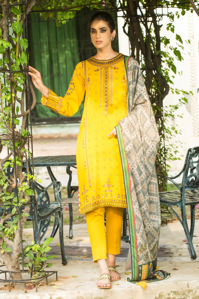 Lakhnay 3Pc Embroidered Unstitched Winter Collection