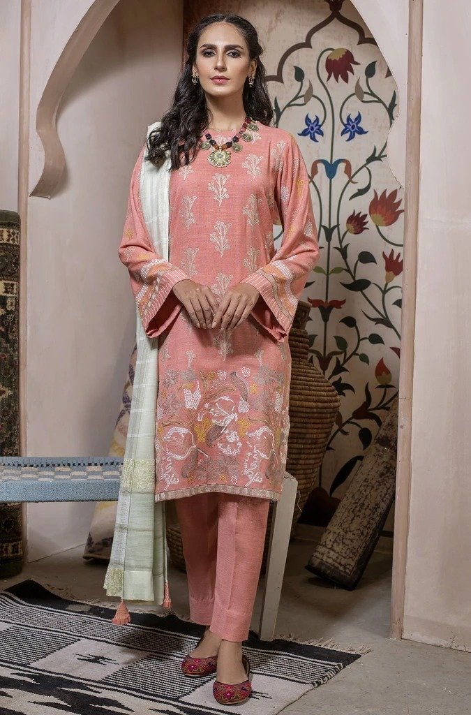 LAKHANY 03 PIECE EMBROIDERED FANCY SLUB SUIT LSM-2563