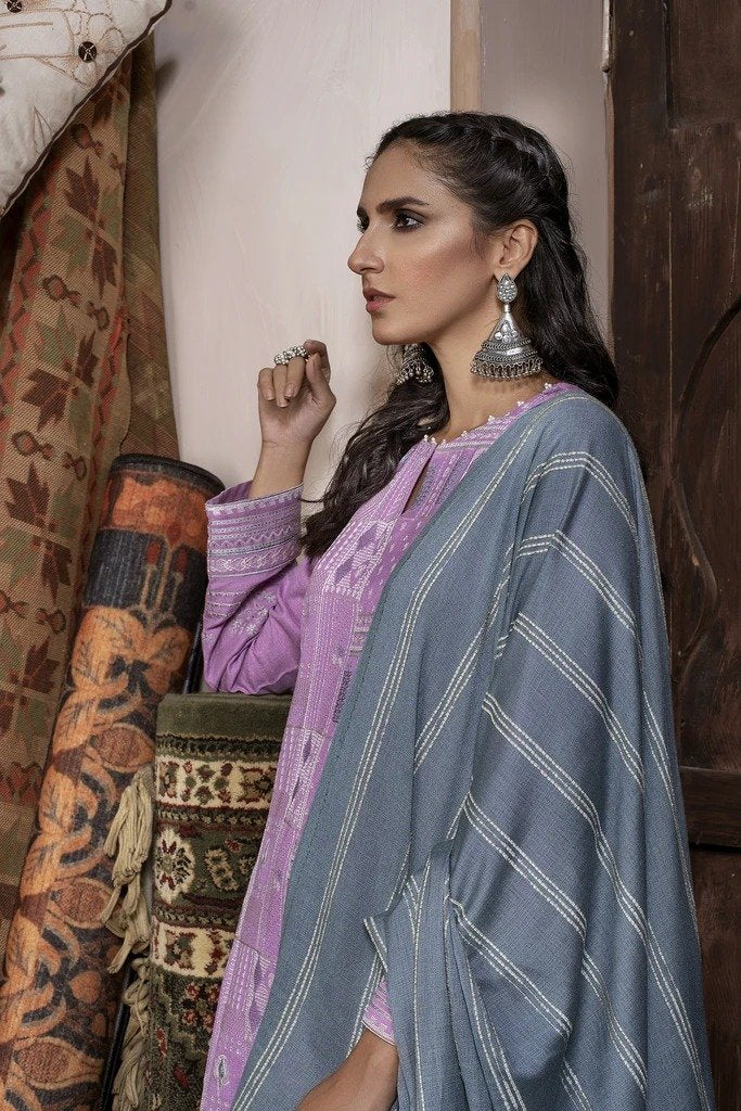 LAKHANY 03 PIECE EMBROIDERED FANCY SLUB SUIT LSM-2565