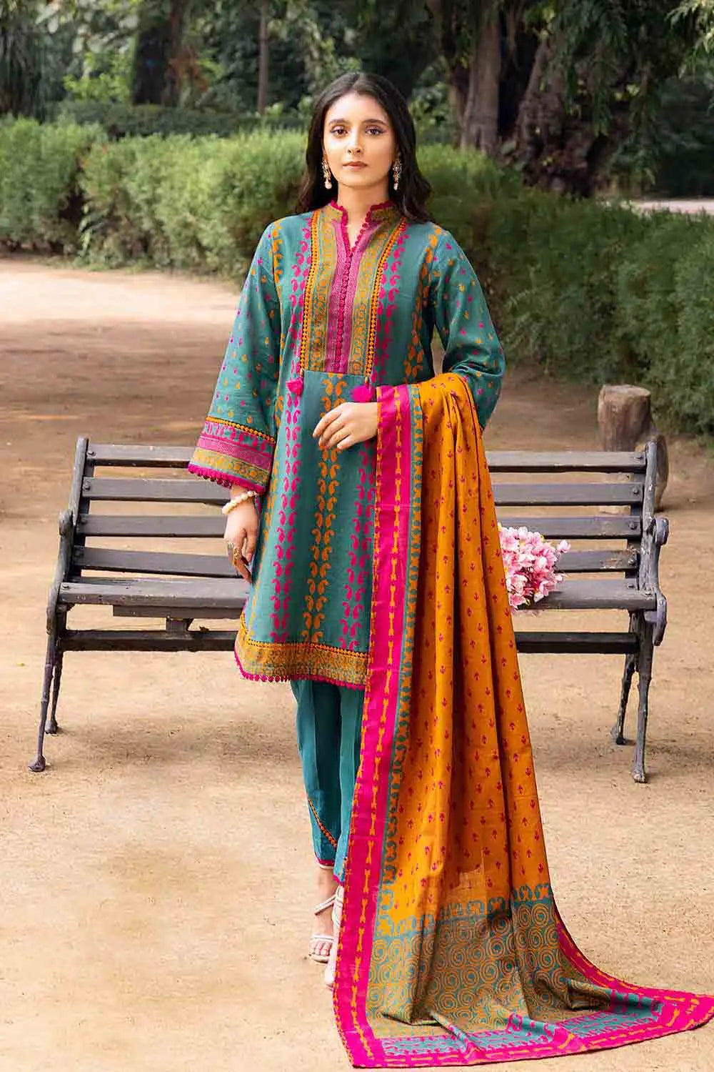 Gul Ahmed 3PC Khaddar Unstitched Printed Suit K-22042 A